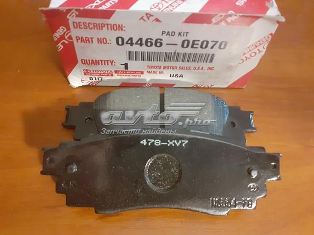Колодки тормозные дисковые комплект 044660E070 TOYOTA