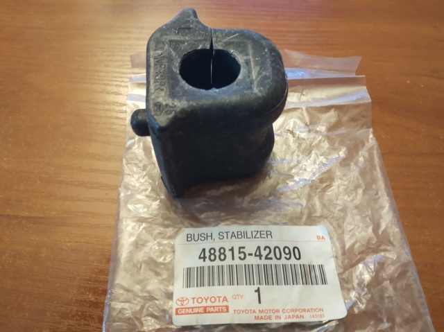 TOYOTA 4881542090 Втулка стабилизатора переднего левая в наличии Винница
