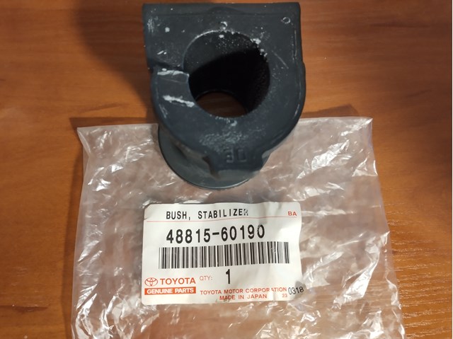 Втулки переднего стабилизатора 4881560190 TOYOTA