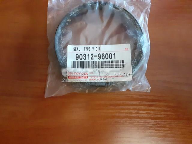 Сальник передней ступицы 9031296001 TOYOTA