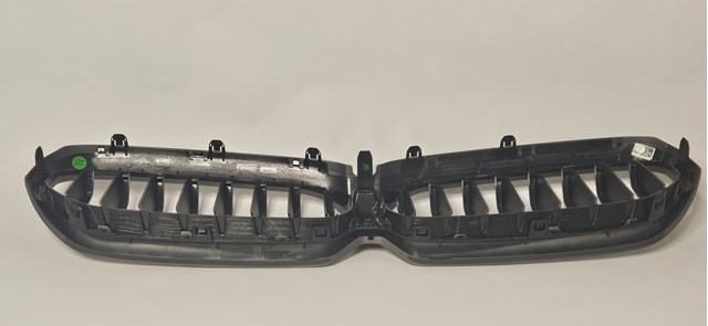 Облицовка радиатора 51125A0DFB4 BMW