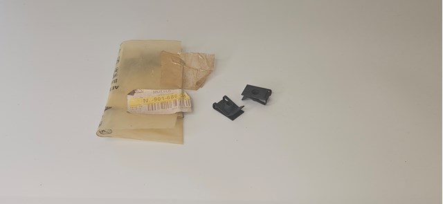 VAG N90168604 Закладная гайка под саморез в наличии Харьков