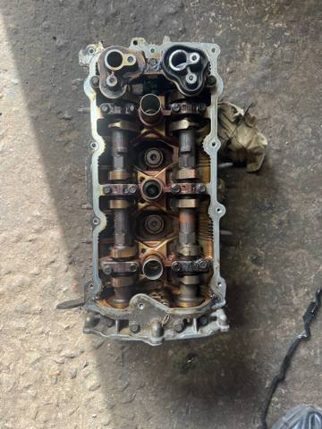 Головка блока цилиндров (ГБЦ), правая 11040CD700 NISSAN