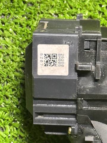 NISSAN 252608H905 Правый подрулевой переключатель в наличии Черкассы