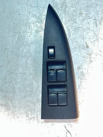 Кнопки переднего левого стеклоподъемника 254019U12B NISSAN
