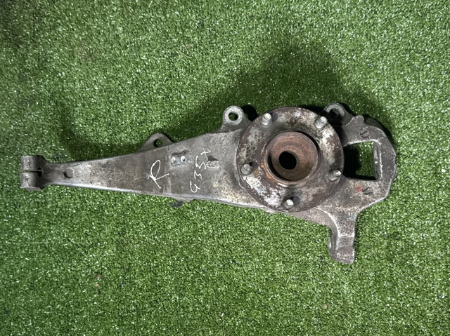 NISSAN 40014EG000 Цапфа передняя правая в наличии Кривой Рог