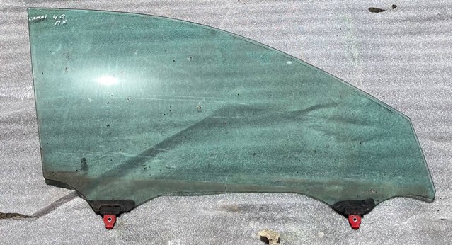 Стекло передней правой двери 6810106080 TOYOTA