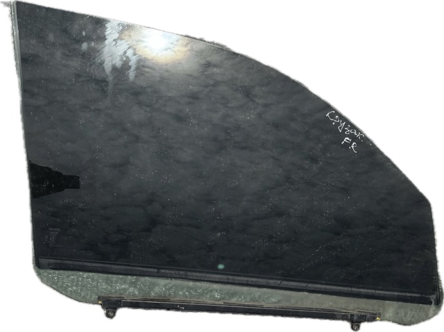 Стекло двери передней правой 6810160561 TOYOTA