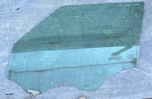 Стекло водительской двери 82410B2050 HYUNDAI