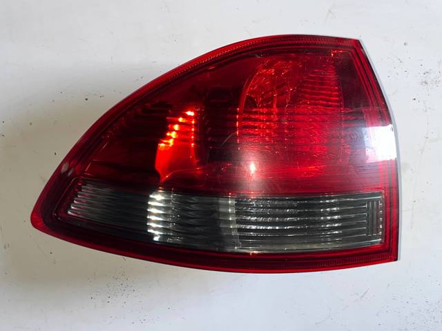 8330A915 MITSUBISHI Фонарь задний левый внешний купить в Сумы