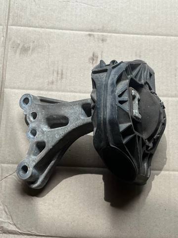 9676771080 PEUGEOT Правая подушка двигателя купить в Ужгород