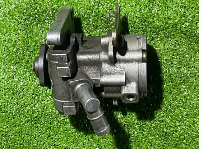 Насос рулевого механизма A0024661901 MERCEDES