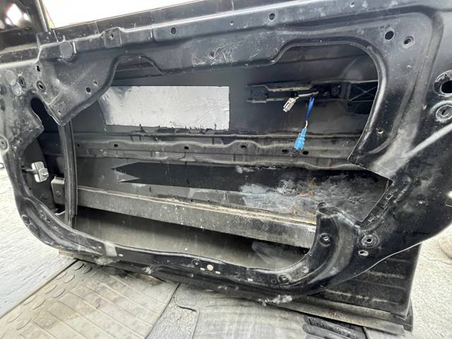 H010MJK6MA NISSAN Дверь передняя правая купить в Ровно