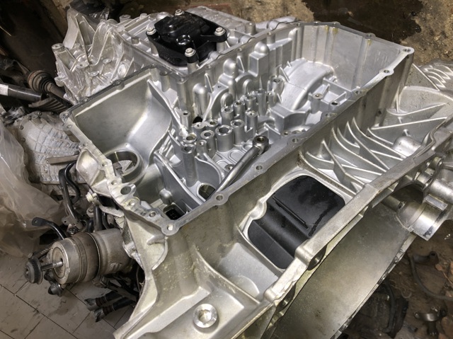 Корпус КПП 0CJ301103 VAG