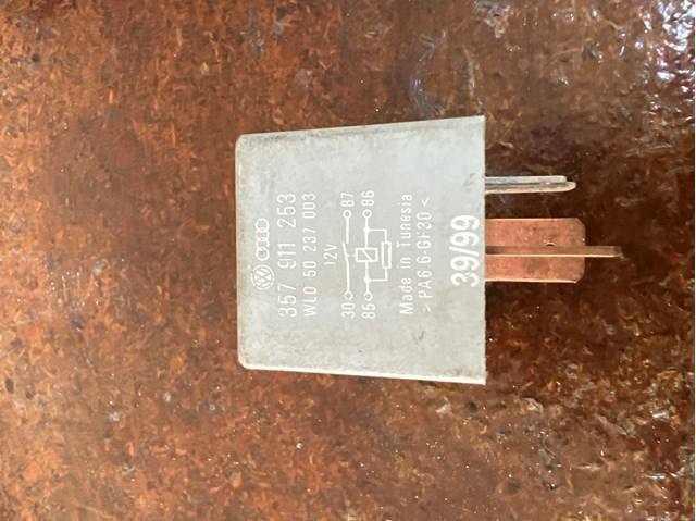 Реле свечей накаливания 357911253 VAG