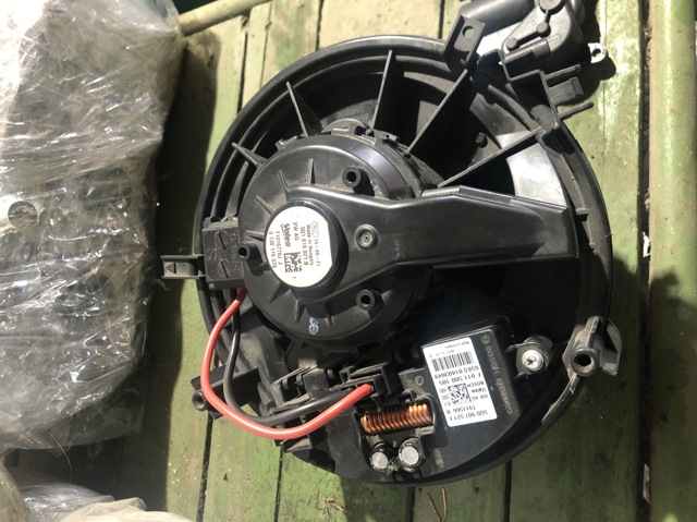 Вентилятор печки Ауди A3