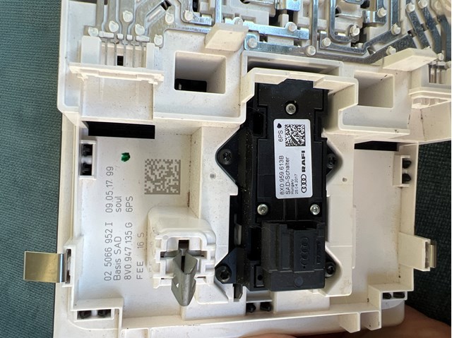 8V0947135G купить Запорожье
