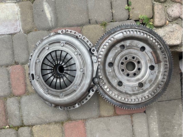 LUK 415064710 Маховик двигателя в наличии Кривой Рог