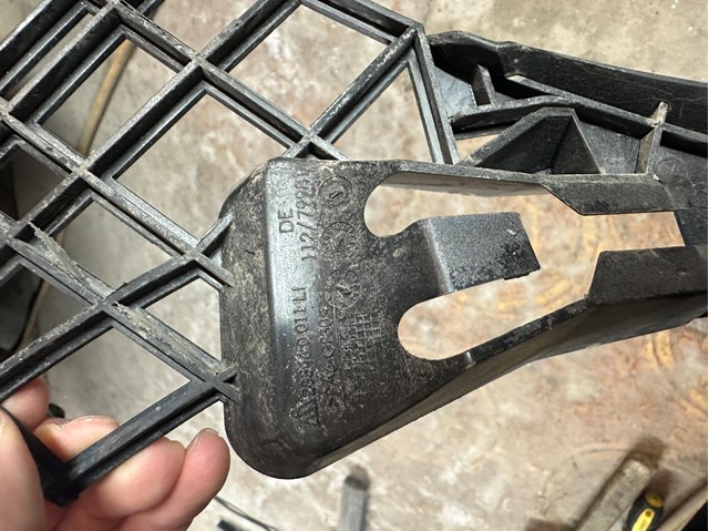 A1178850621 MERCEDES купить в Запорожье