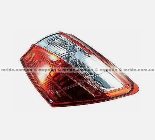 Фонари задние 26554BR50A NISSAN