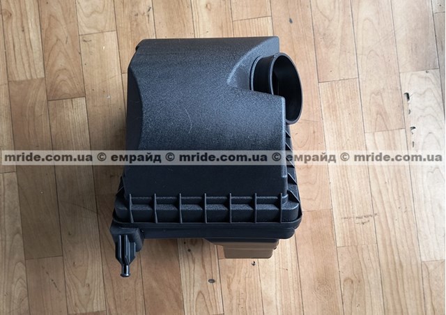 28110C6400 HYUNDAI Корпус воздушного фильтра купить в Днепр