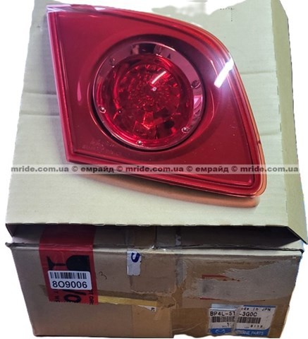 Задний левый внутренний фонарь BP4L513G0C MAZDA