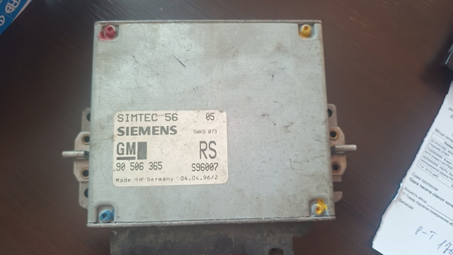 ЭБУ двигателем 90506365 GM