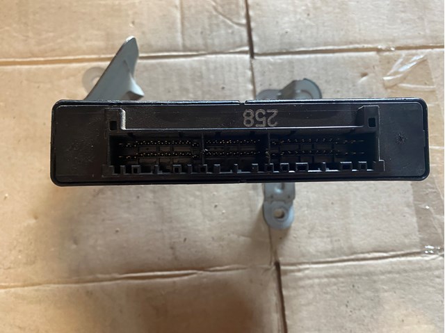 HYUNDAI 9544039715 в наличии Ирпень