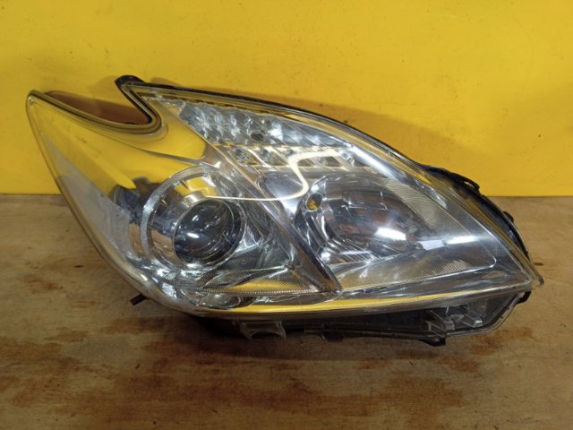 Фара комбинированная, передняя Тойота Приус