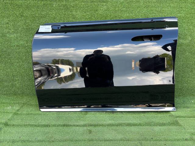 Двери A2977205500 MERCEDES
