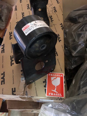 NISSAN 1127040U03 Передняя опора двигателя в наличии Кривой Рог