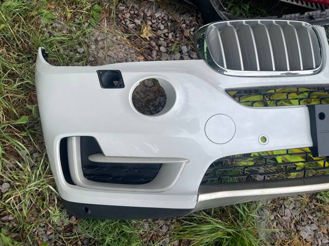 BMW 51117378555 Бампер передний в наличии Украина