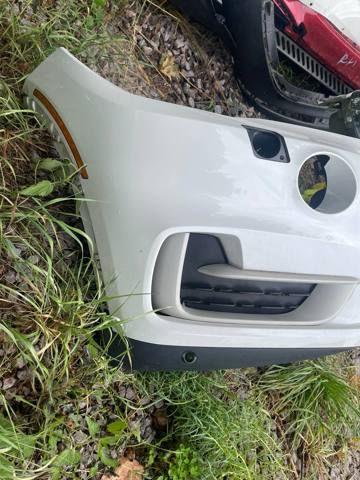 BMW 51117378555 Передний бампер в наличии Черновцы