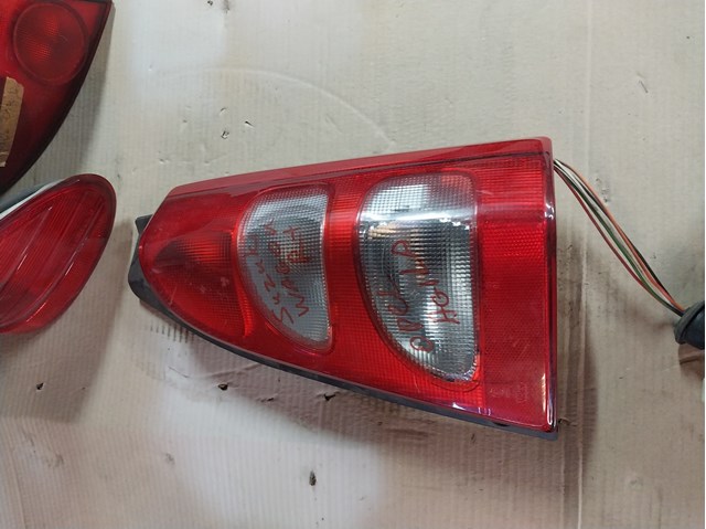 Фонарь задний правый 3565083E00 SUZUKI