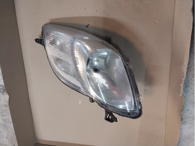 Основная фара в сборе левая 811700D330 TOYOTA