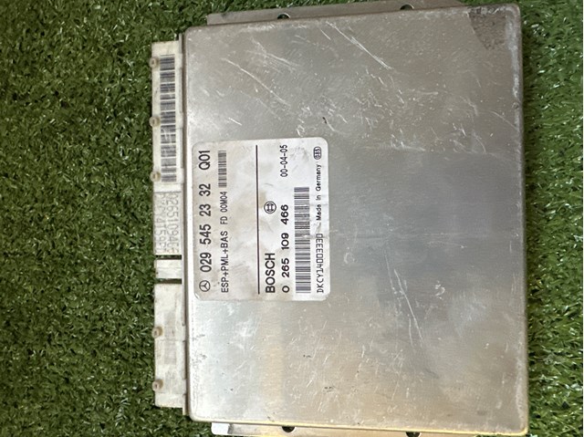 Блок управления ESP 0295452332 MERCEDES