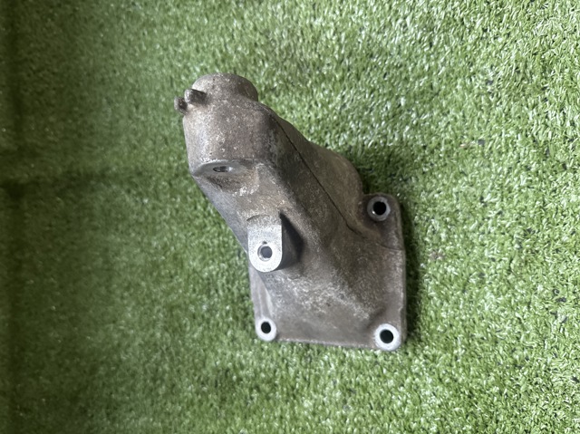 A6112230604 MERCEDES Кронштейн подушки (опоры) двигателя левой купить в Житомир