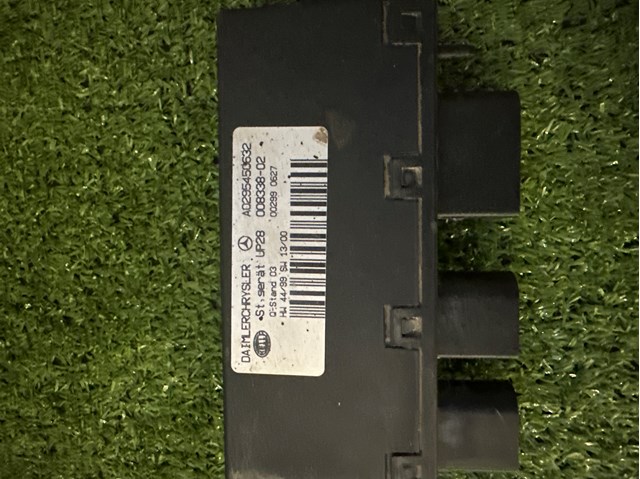 Модуль управления двигателем A0295450632 MERCEDES