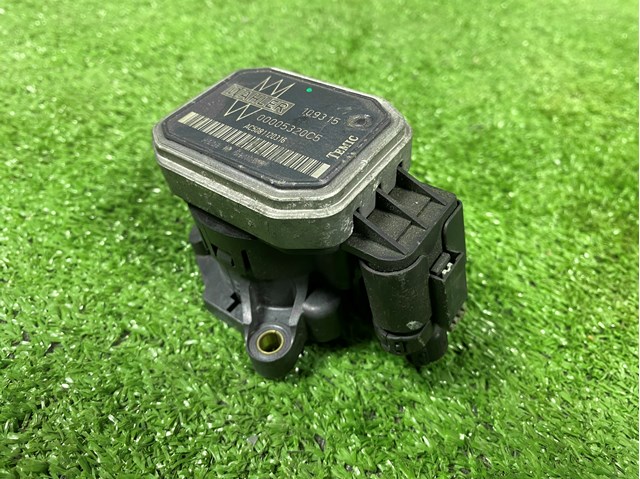 MERCEDES 00005320C5 Клапан ЕГР в наличии Черкассы