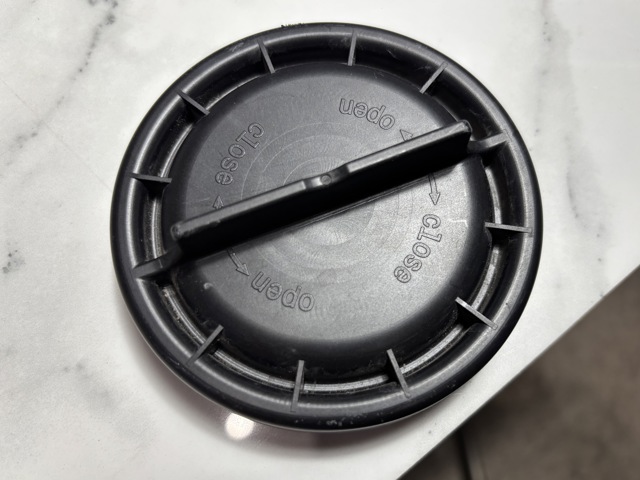 Крышка фары, задняя 1305219122 MERCEDES