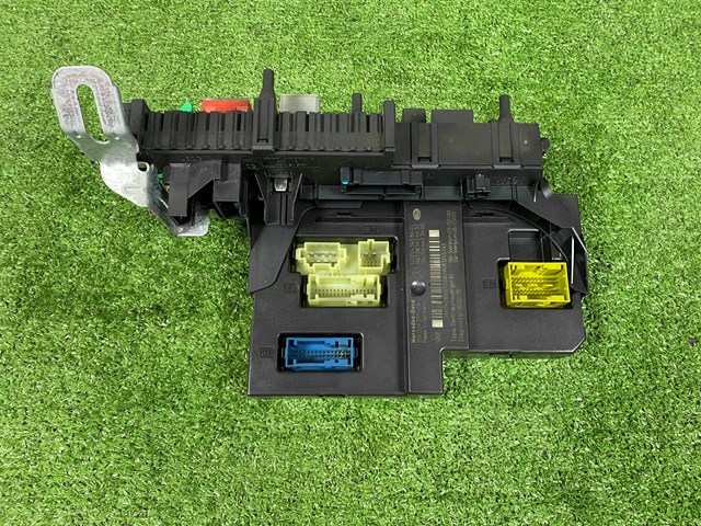 Блок управления сигналами SAM 2045458601 MERCEDES