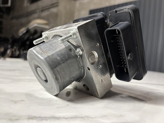 A0004312000 MERCEDES купить в Ирпень