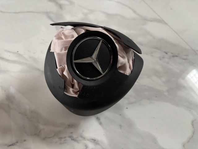 MERCEDES A00086045039116 Подушка безопасности (AIRBAG) водительская в наличии Сумы