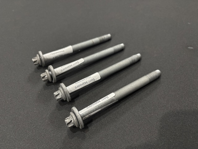 A0019901103 MERCEDES Болт крепления заднего нижнего рычага купить в Ирпень