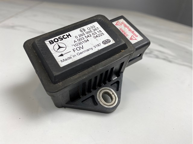Датчик поперечного ускорения (ESP) A0035420318 MERCEDES
