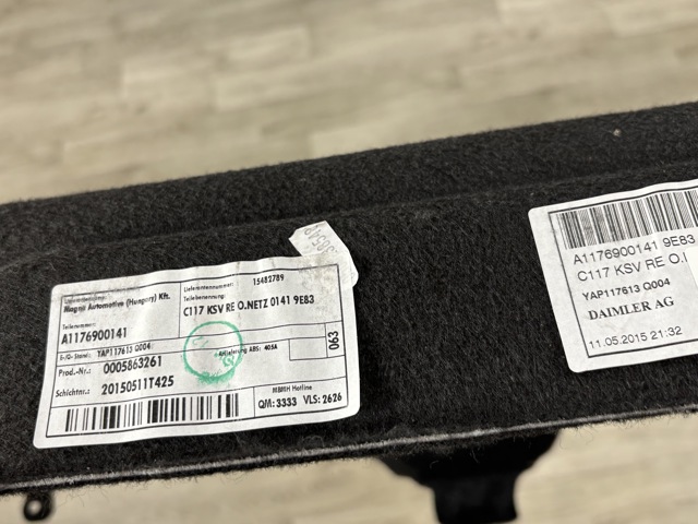 MERCEDES A11769074009E83 Облицовка багажного отсека правая в наличии Ирпень