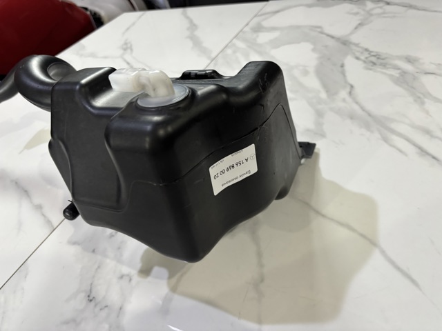 A1568690020 MERCEDES Бачок омывателя стекла купить в Чернигов