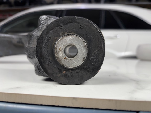 A1643303407 MERCEDES Рычаг передней подвески левый купить в Тернополь