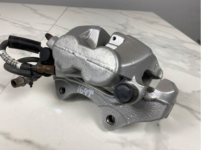 A1644201883 MERCEDES Суппорт тормозной передний правый купить в Павлоград