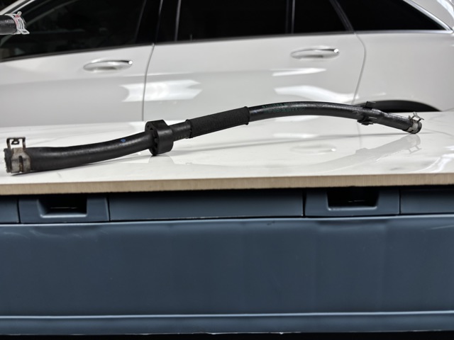 A1645000075 MERCEDES Патрубок радиатора купить в Харьков